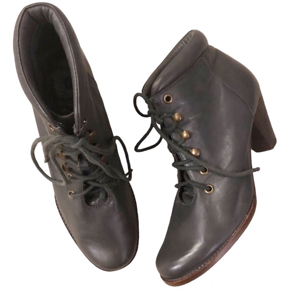 Jeffrey Campbell Shoes - JEFFREY CAMPBELL Lace-up ankle booties Ingles Tahiti gray leather Victorian boho